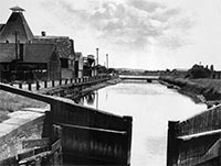 Thames and Medway Canal